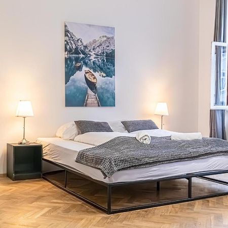 Spacious 2Br Apt -Near Wiener Stadthalle Burggassewiener Well Located Exterior foto