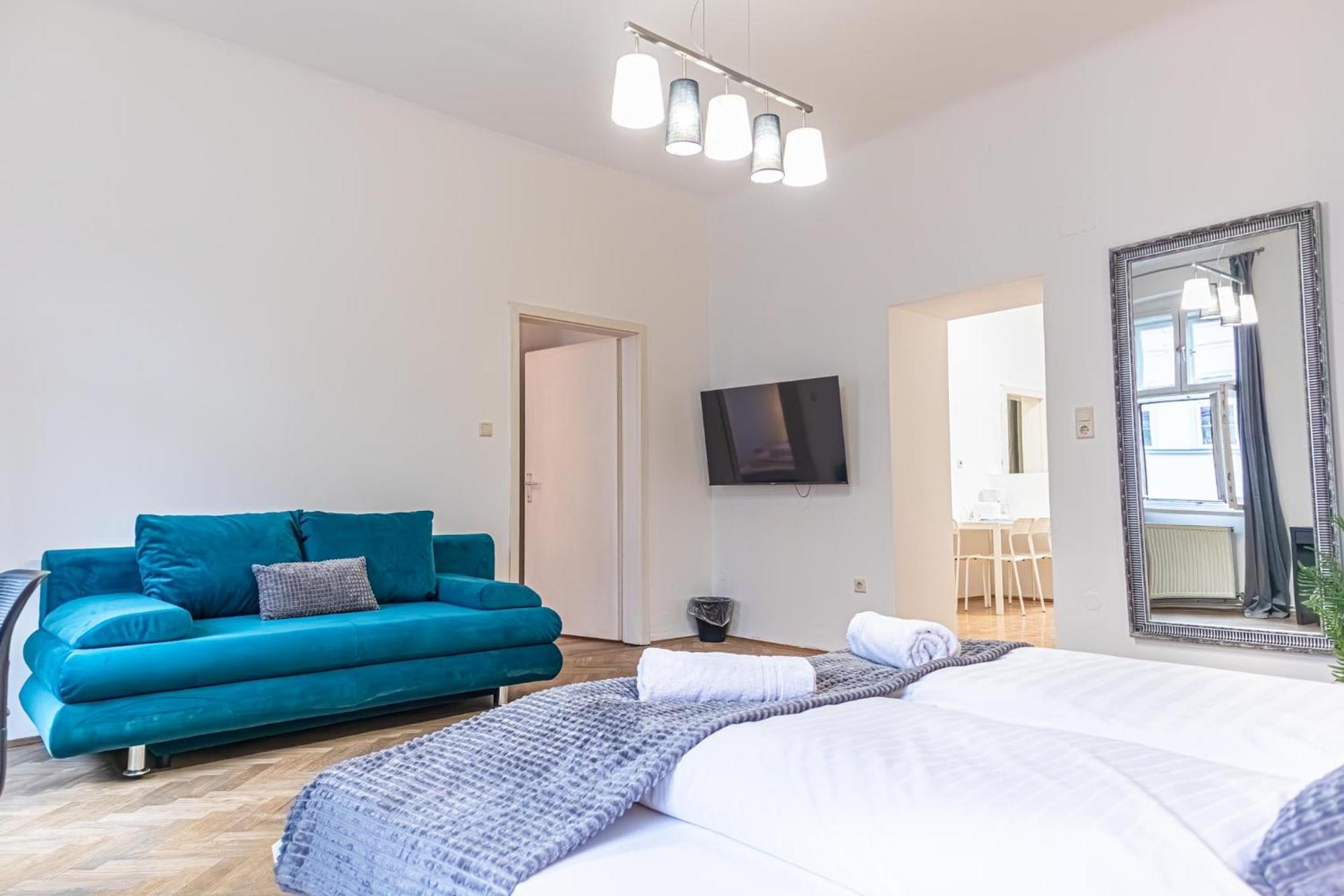 Spacious 2Br Apt -Near Wiener Stadthalle Burggassewiener Well Located Exterior foto
