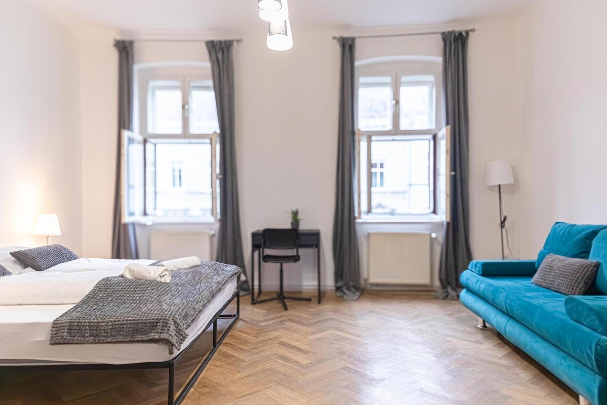 Spacious 2Br Apt -Near Wiener Stadthalle Burggassewiener Well Located Exterior foto