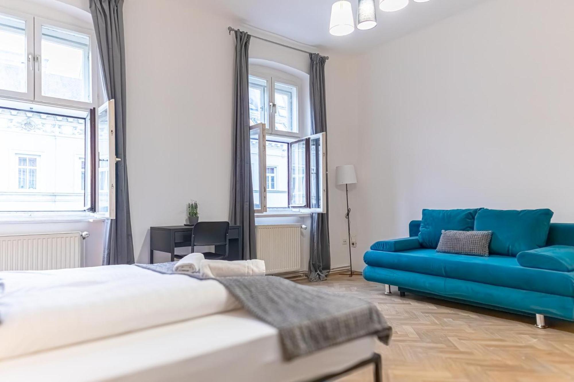 Spacious 2Br Apt -Near Wiener Stadthalle Burggassewiener Well Located Exterior foto